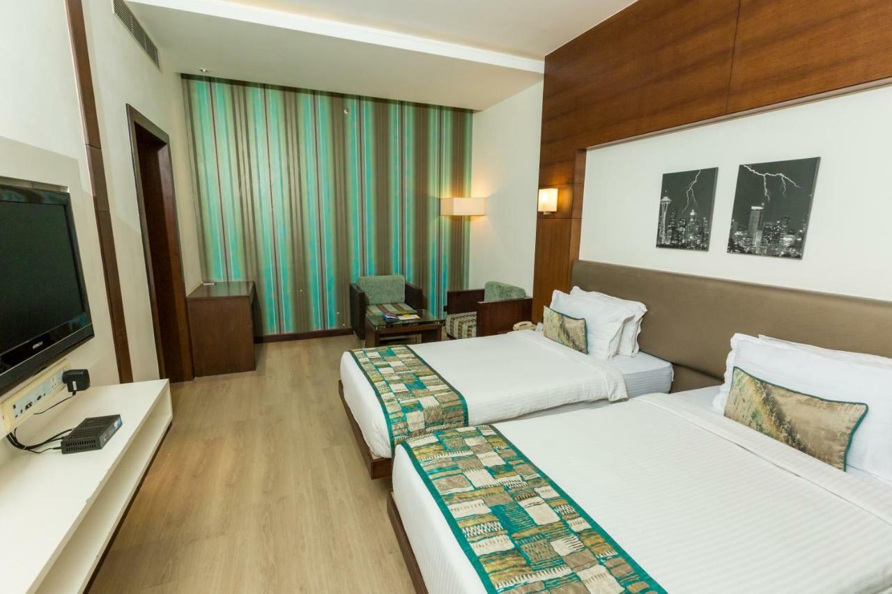M Inn Коимбатур Экстерьер фото